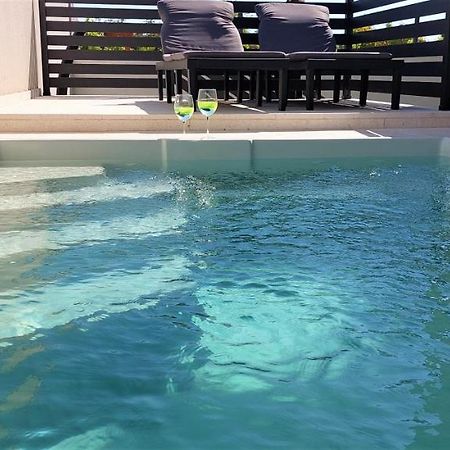 Vip Deluxe Apartment Arian Novalja Eksteriør bilde