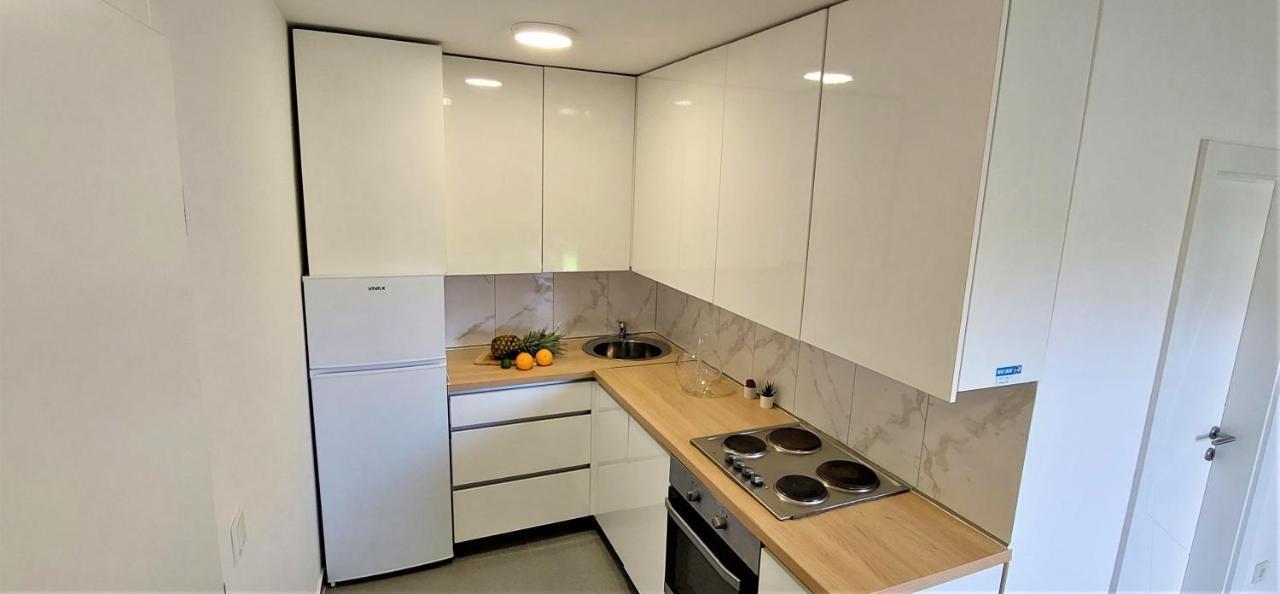 Vip Deluxe Apartment Arian Novalja Eksteriør bilde